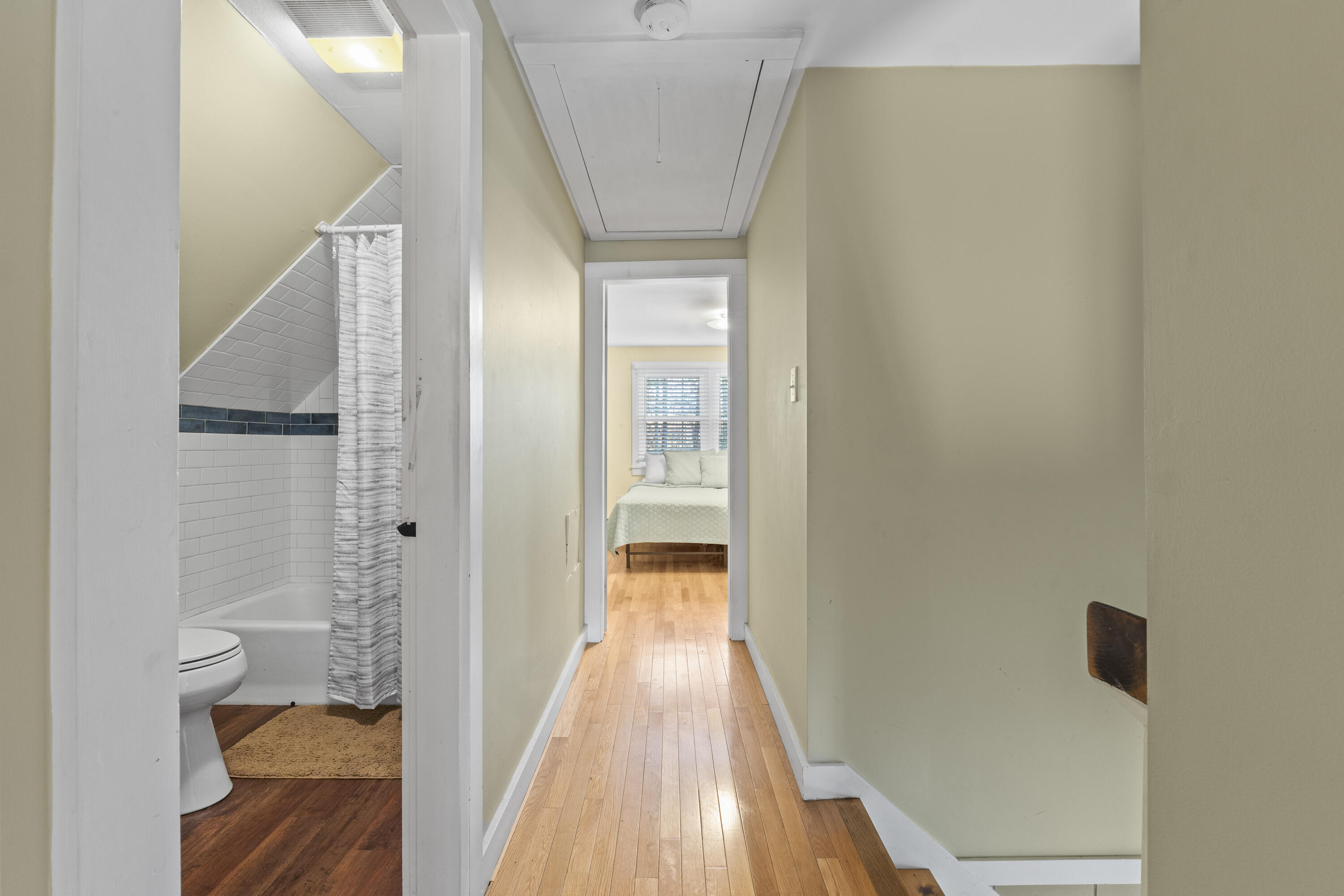5 Corn Swamp Road York, ME 03909 - Photo 26 of 52 Upstairs hallway