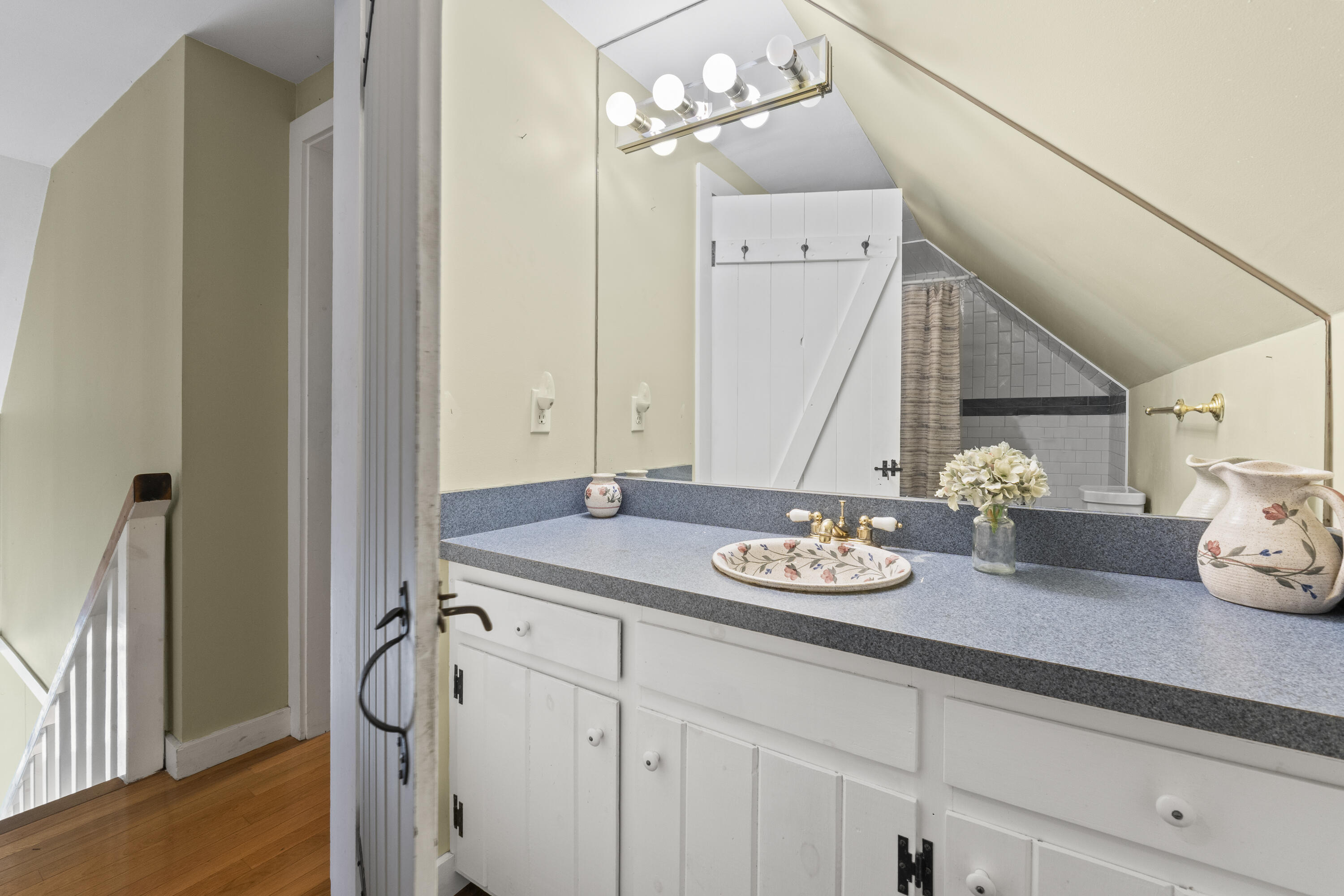 5 Corn Swamp Road York, ME 03909 - Photo 28 of 52 2nd Floor Bathroom