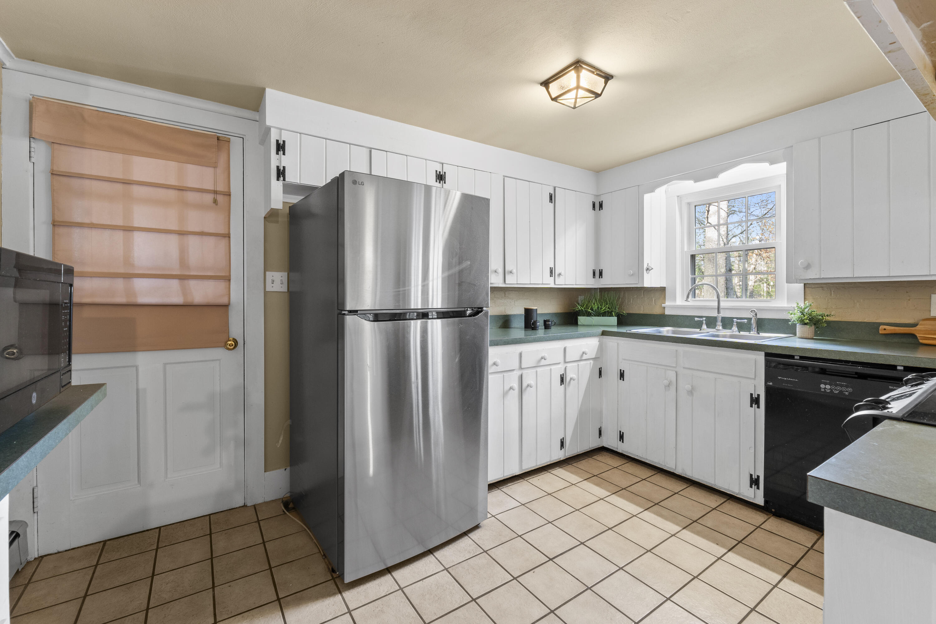 5 Corn Swamp Road York, ME 03909 - Photo 9 of 52 5 Corn Swamp Rd_122