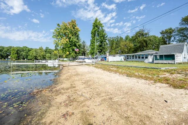 $229,900 | 51140 Maple Road, Marcellus, MI 49067