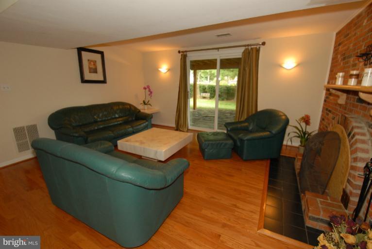 18017 Cashell Road Olney, MD 20832 - Photo 17 of 30 Basement