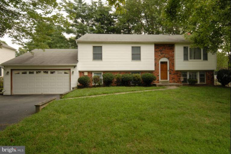 18017 Cashell Road Olney, MD 20832 - Photo 30 of 30 Exterior (Front)