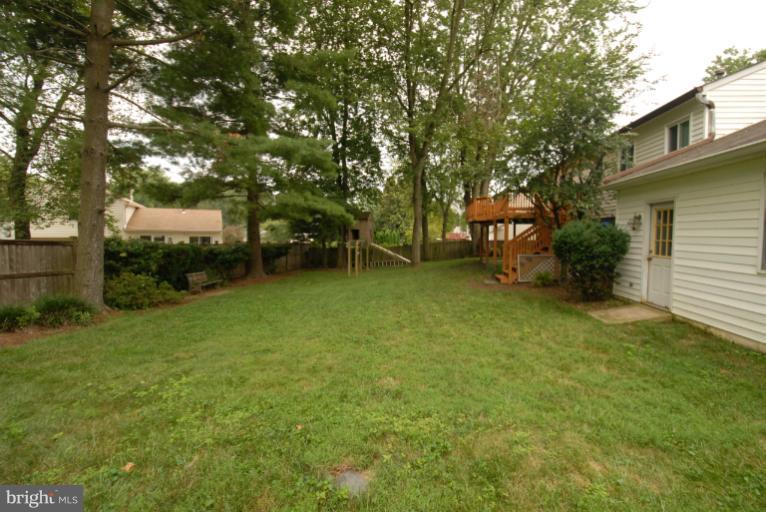 18017 Cashell Road Olney, MD 20832 - Photo 8 of 30 Exterior (Rear)