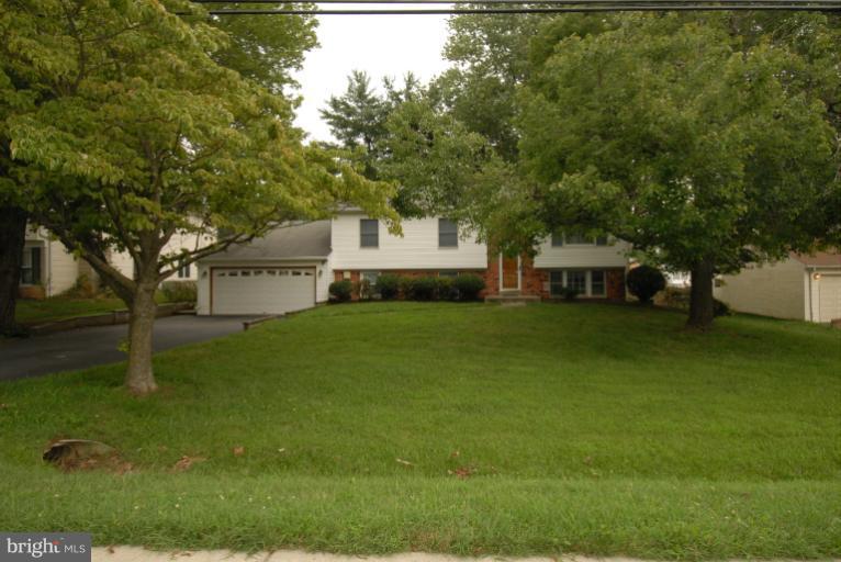 18017 Cashell Road Olney, MD 20832 - Photo 10 of 30 Exterior (Front)