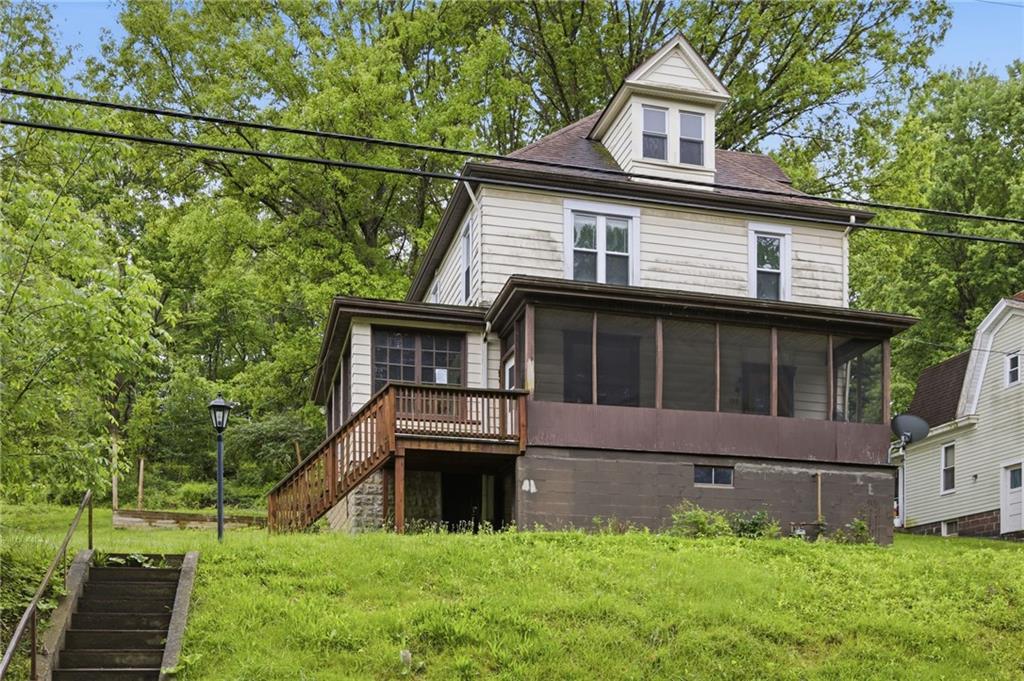 989 Brownstown Road Irwin, PA 15642 - Photo 1 of 26