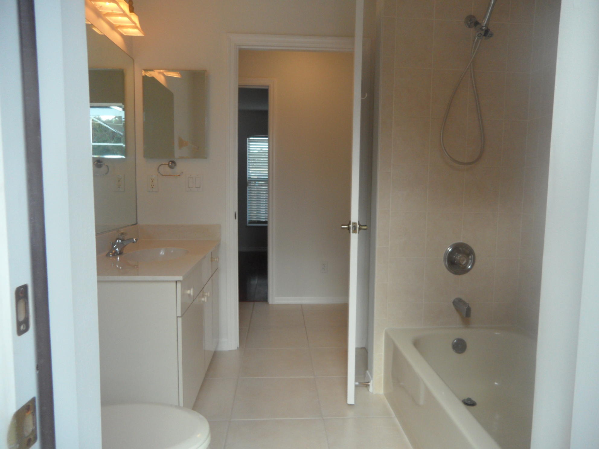2497 Southwest Roney Road Port St. Lucie, FL 34953 - Photo 12 of 32 1.18.2020 download 068