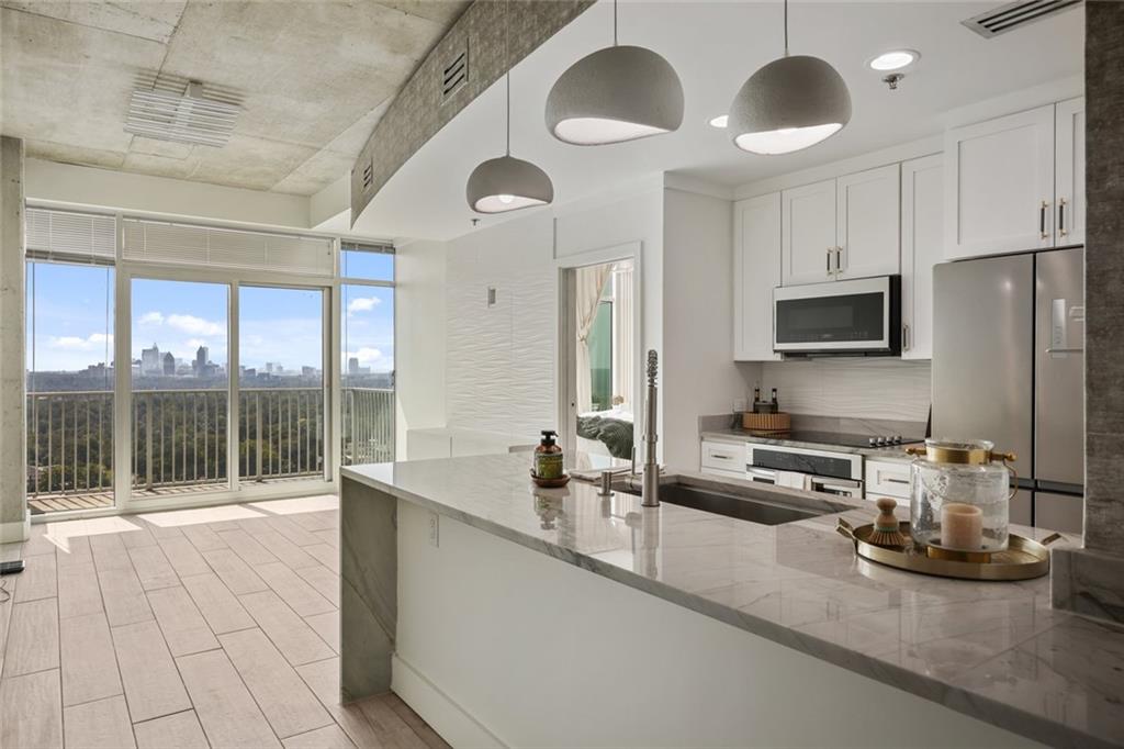 250 Pharr Road Northeast, Unit 1912 Atlanta, GA 30305 - Photo 1 of 40 Gallery Image 1