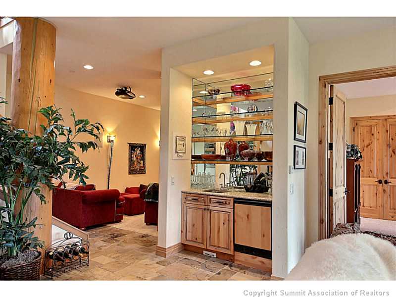 2560 Hunter's Knob Road Silverthorne, CO 80498 - Photo 13 of 25 Den/Family/Great Room. wet bar in lower level family room