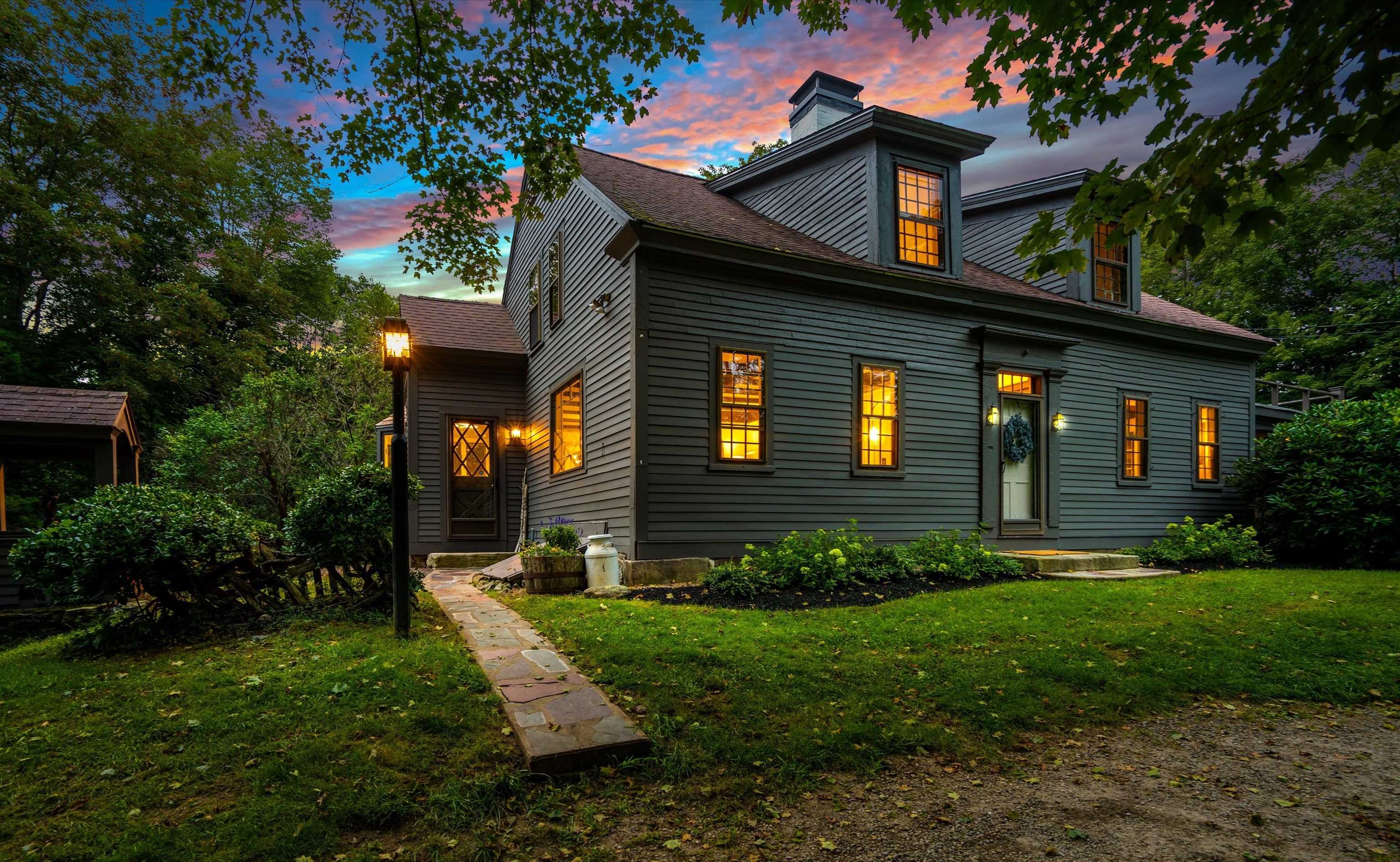 48 Old Chester Road Derry, NH 03038 - Photo 21 of 38