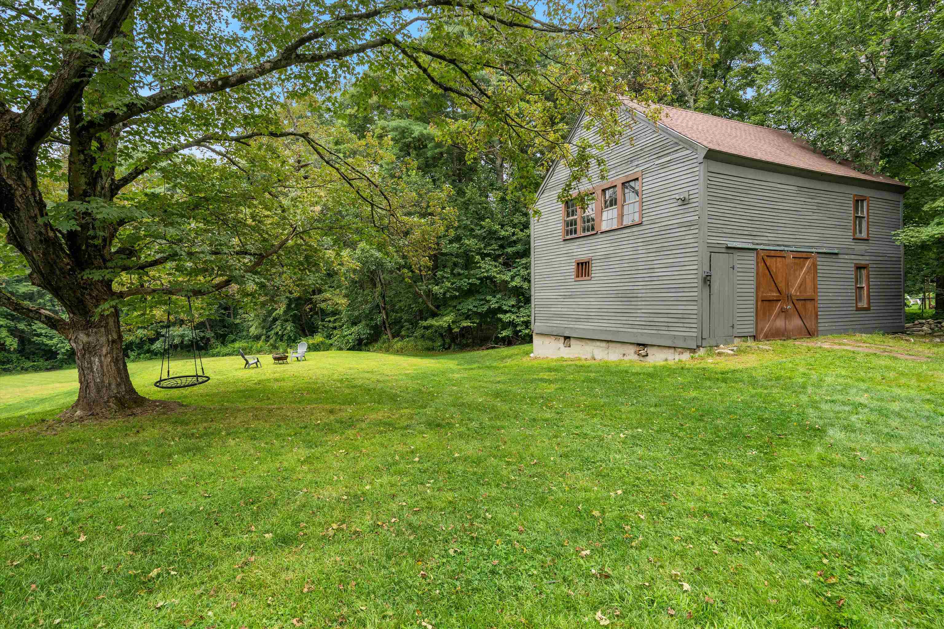 48 Old Chester Road Derry, NH 03038 - Photo 29 of 38