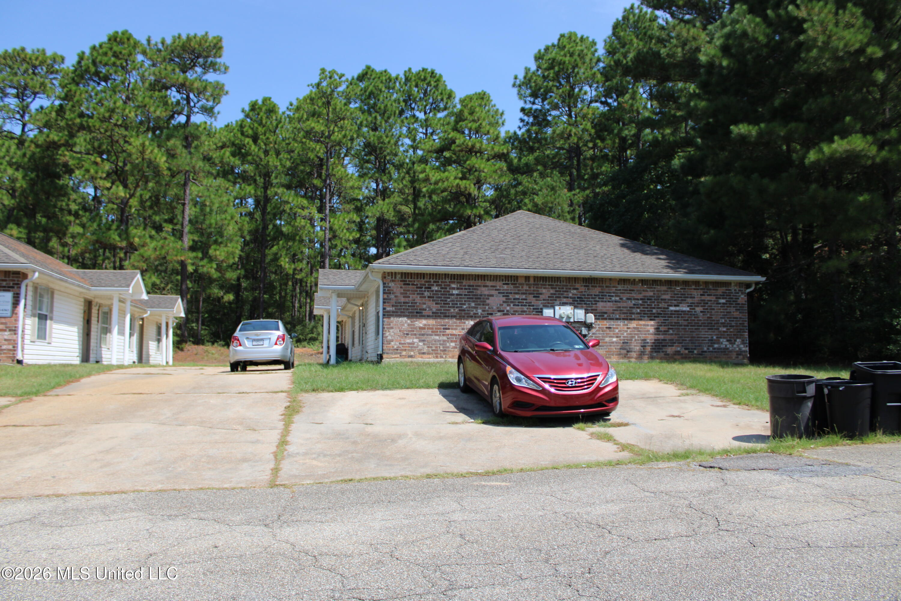 154 North Wind Ridge Lane, Unit D Purvis, MS 39475 - Photo 4 of 21 IMG_1073