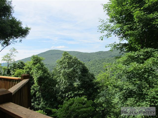 495 Mulberry Mountain Road Boone, NC 28607 - Photo 28 of 36 a balcony with an outdoor space