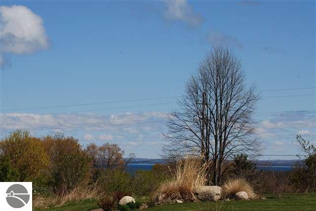 7333 Westwind Road Traverse City, MI 49686 - Photo 6 of 7 1734687-5.JPG