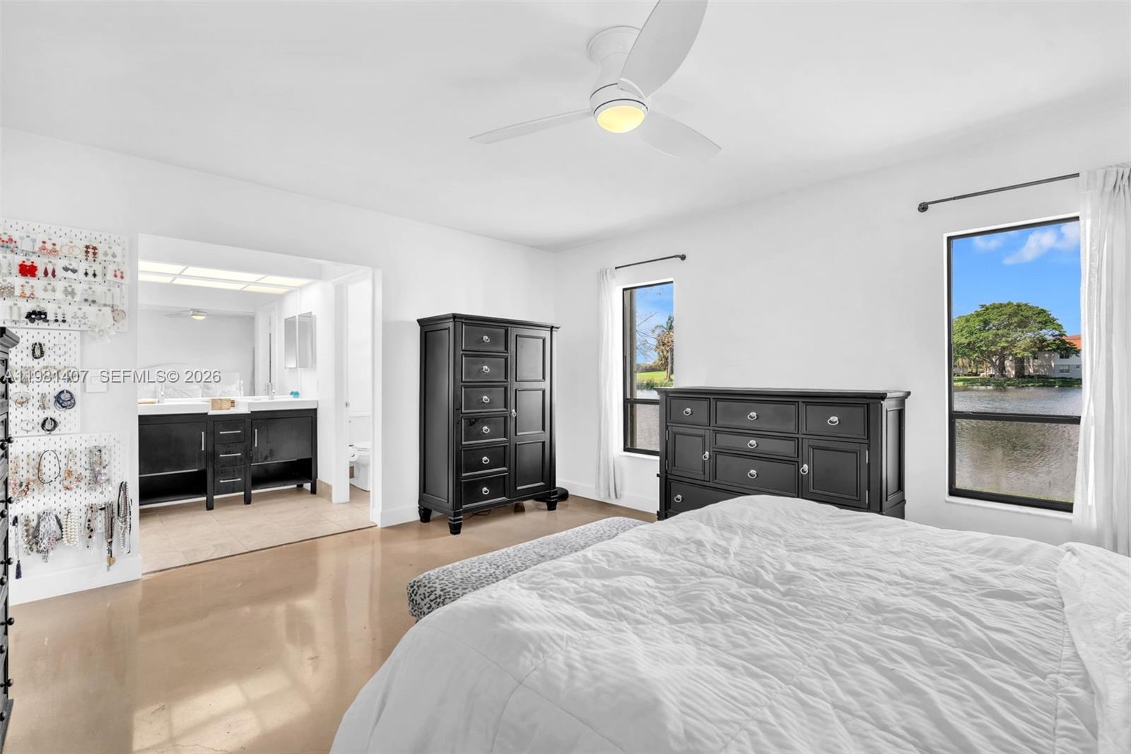 211 Southwest 87th Terrace Plantation, FL 33324 - Photo 32 of 54