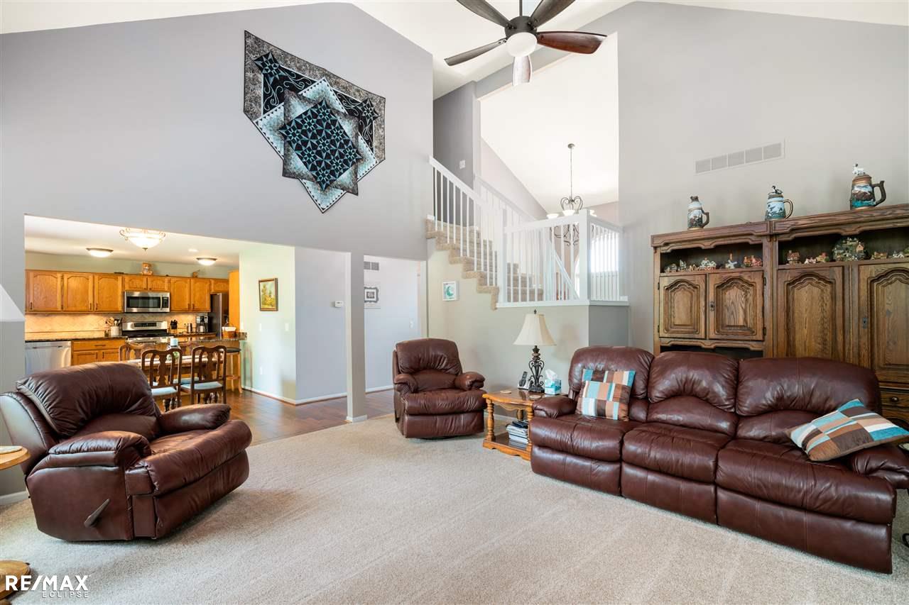 17735 Rocco Drive Macomb, MI 48044 - Photo 25 of 40 50014287-24.JPG