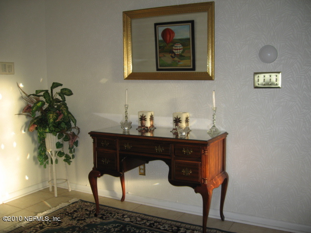 1305 Alderman Road East Jacksonville, FL 32211 - Photo 4 of 24 Foyer from LR