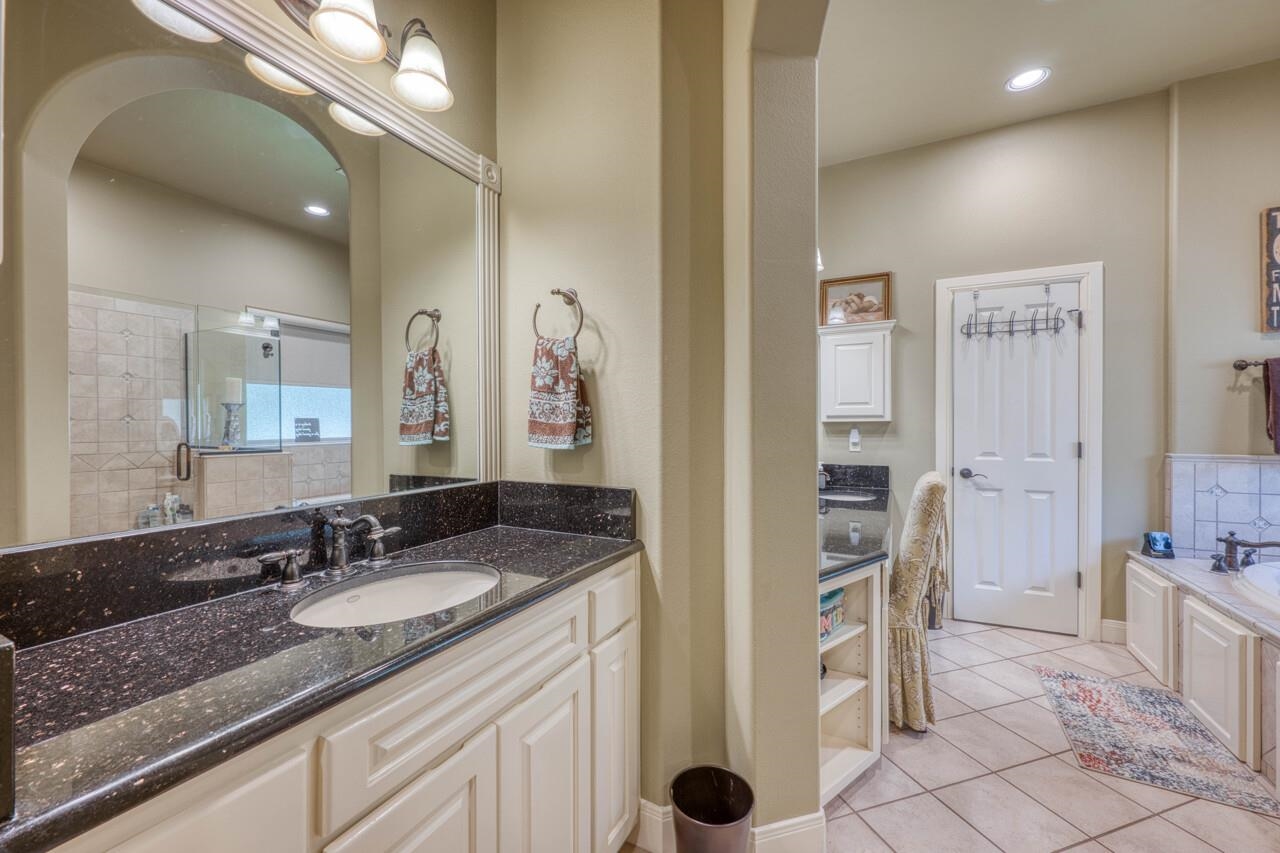 220 River Ranch Road Kingsland, TX 78639 - Photo 9 of 44 Gallery Image 9