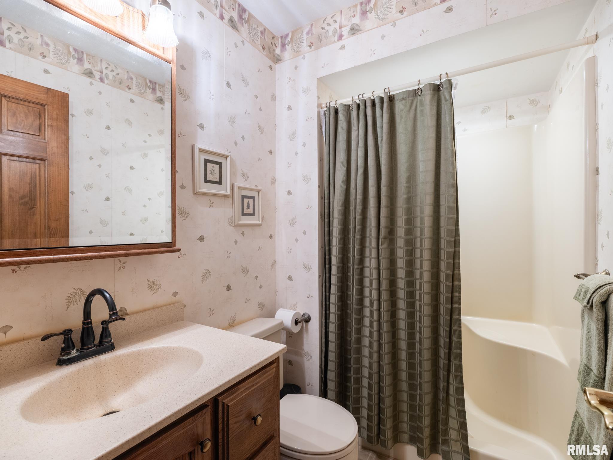 112 Yates Road Marquette Heights, IL 61554 - Photo 32 of 68 Gallery Image 32