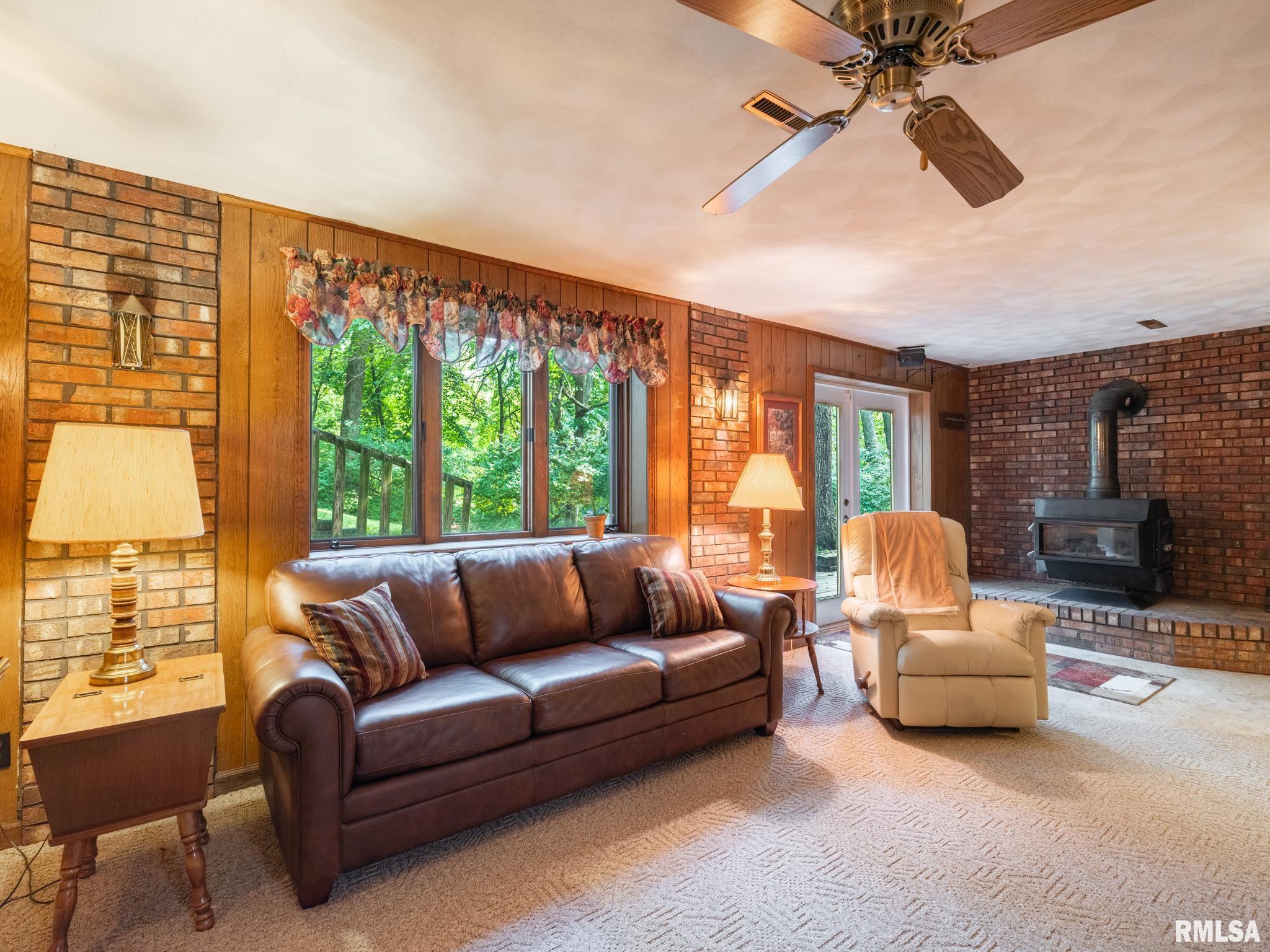 112 Yates Road Marquette Heights, IL 61554 - Photo 33 of 68 Gallery Image 33