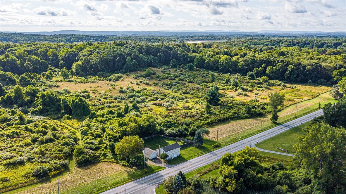 3842 Clover Street Mendon, NY 14467 - Photo 2 of 50