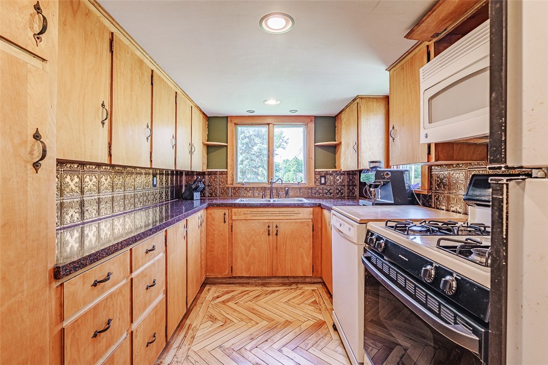 3842 Clover Street Mendon, NY 14467 - Photo 9 of 50