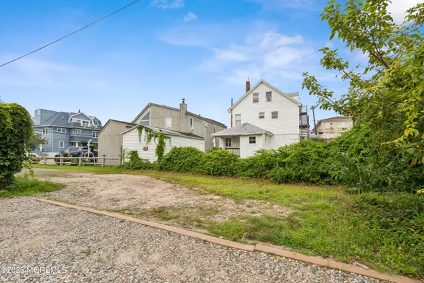 $7,000 | 113 12th Avenue, Unit A, Belmar, NJ 07719