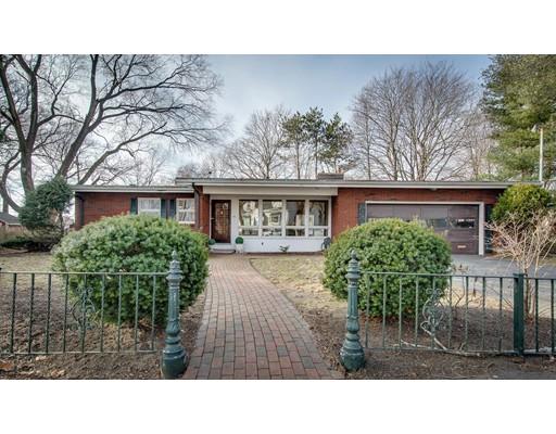 48 Raymond Road Salem, MA 01970 - Photo 1 of 26 Gallery Image 1