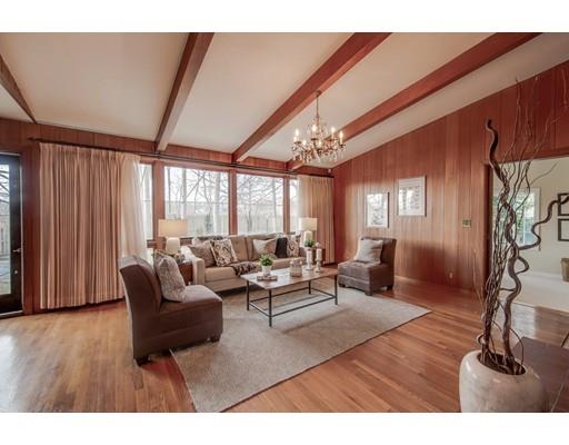 48 Raymond Road Salem, MA 01970 - Photo 8 of 26 Gallery Image 8