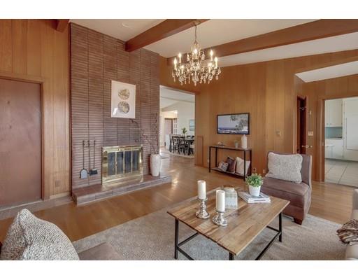 48 Raymond Road Salem, MA 01970 - Photo 10 of 26 Gallery Image 10