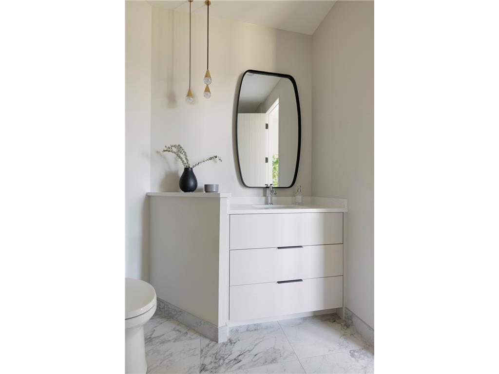 11405 Timberline Road Minnetonka, MN 55305 - Photo 20 of 42