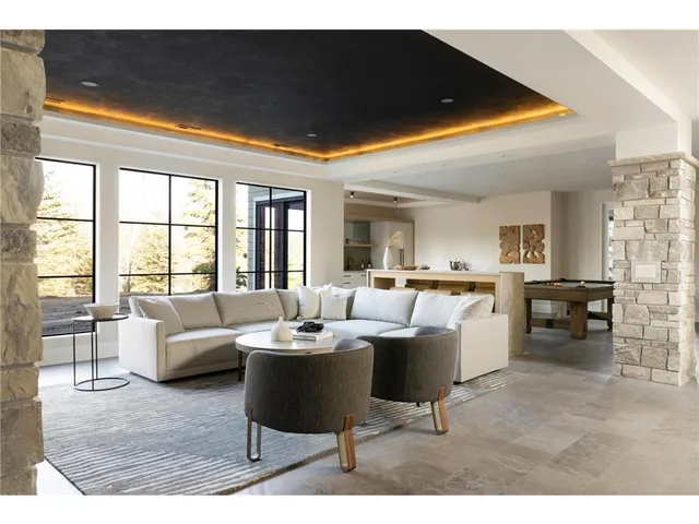 $2,464,000 | 11405 Timberline Road, Minnetonka, MN 55305