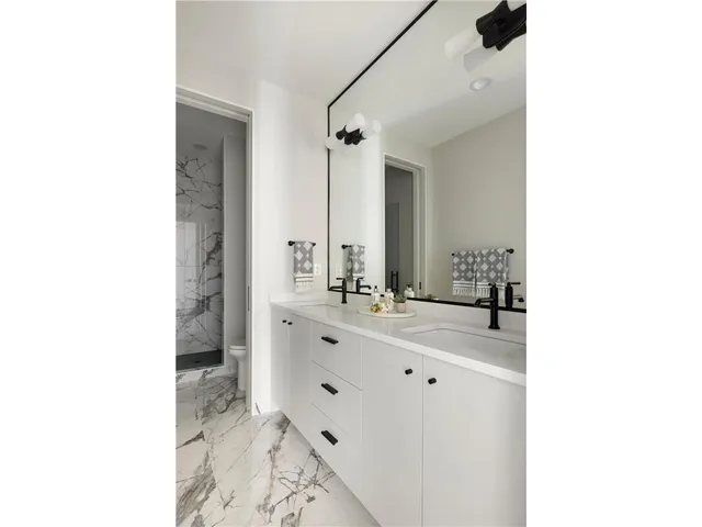 $2,464,000 | 11405 Timberline Road, Minnetonka, MN 55305