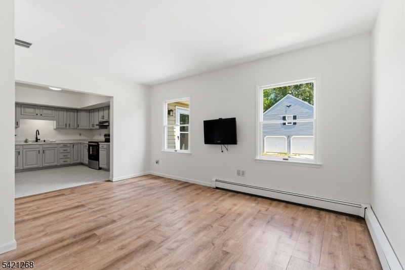 112 Grouser Road Somerset, NJ 08873 - Photo 16 of 40