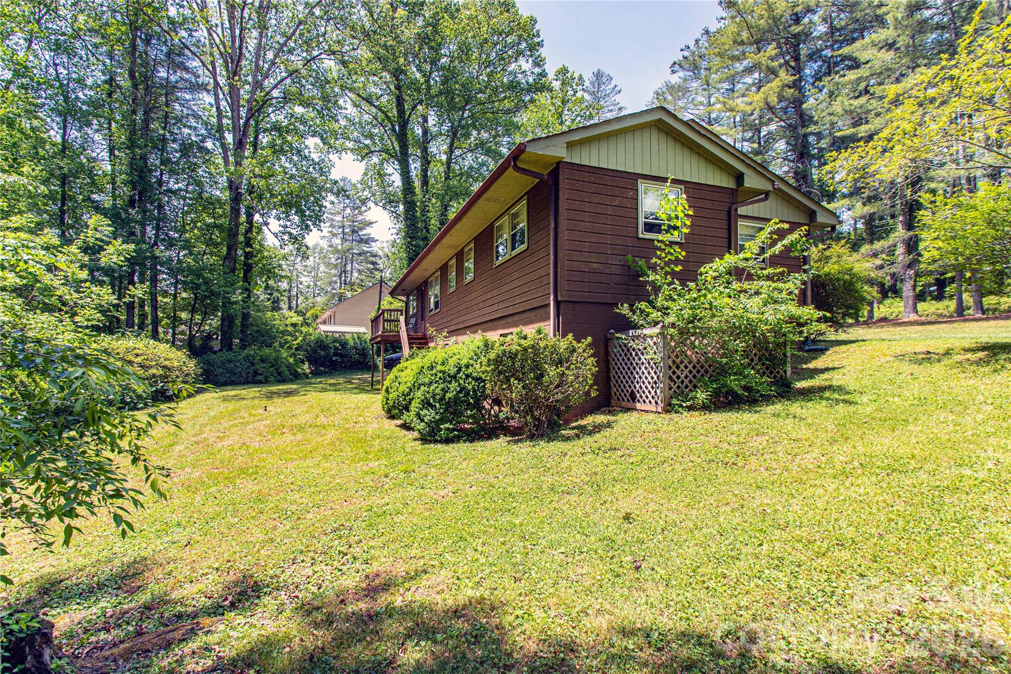 3004 Kanuga Road Hendersonville, NC 28739 - Photo 37 of 44