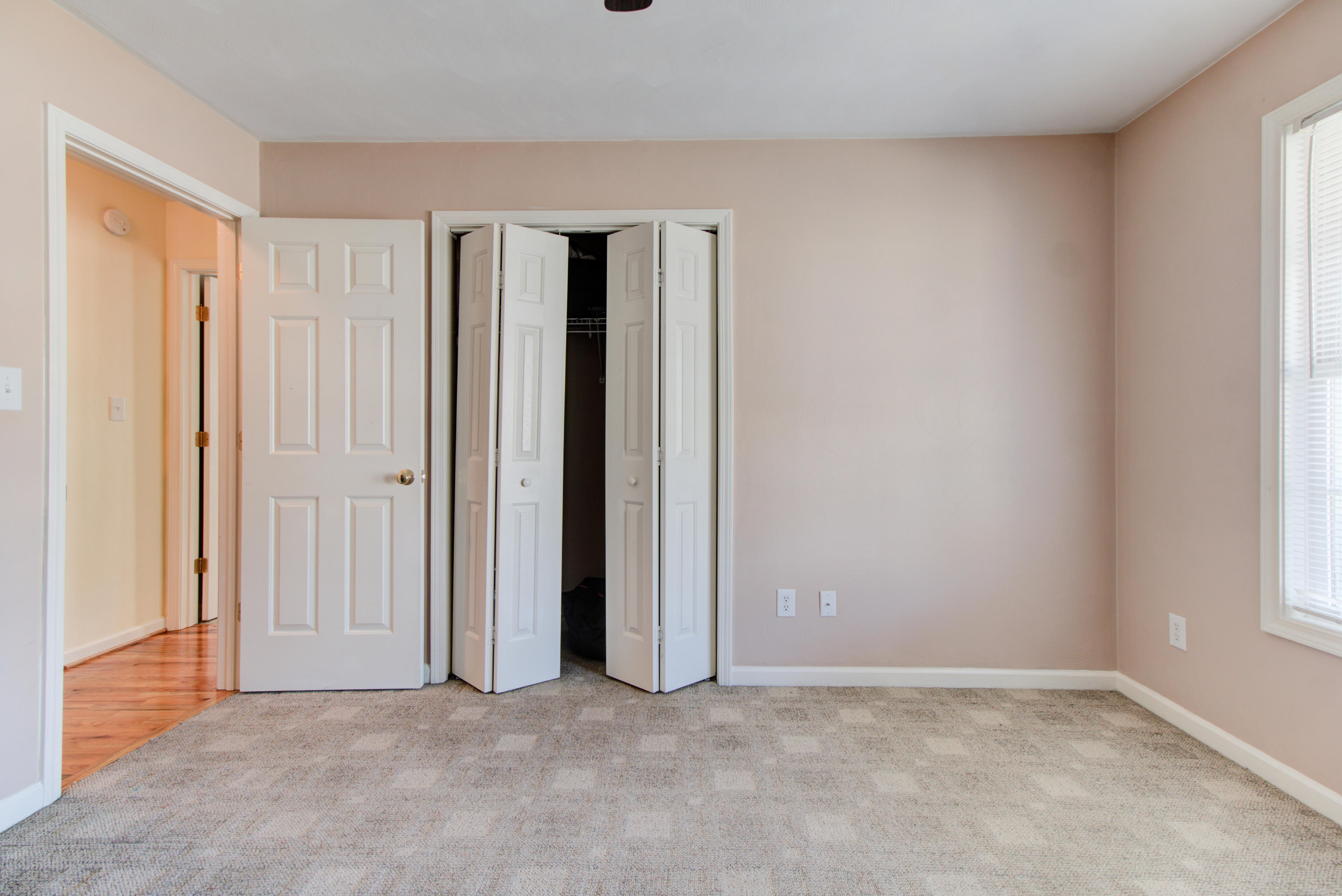 1781 Meadows Road Vinton, VA 24179 - Photo 16 of 26 an empty room with windows and closet