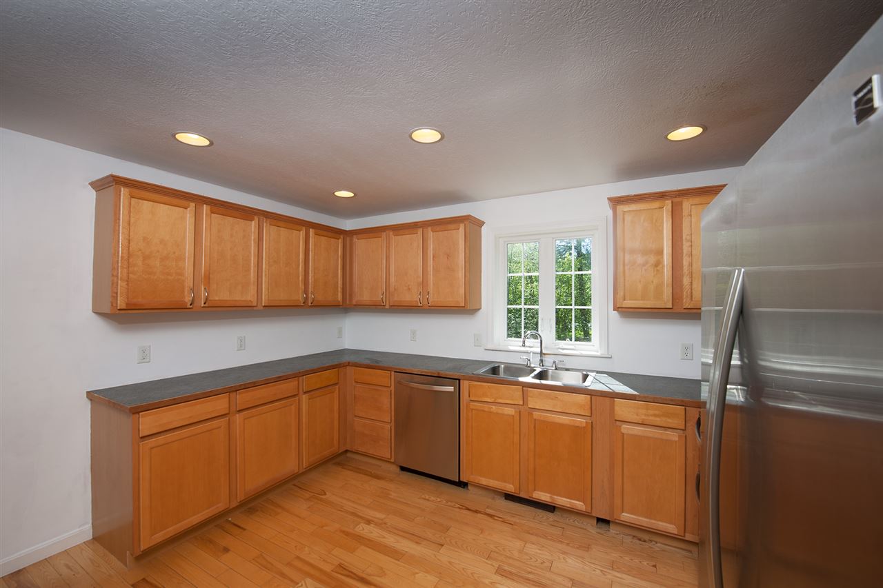 65 Logging Road York, ME 03902 - Photo 7 of 39