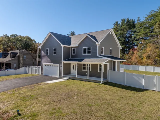 $674,900 | 4 Hillcrest Drive, Wilbraham, MA 01095