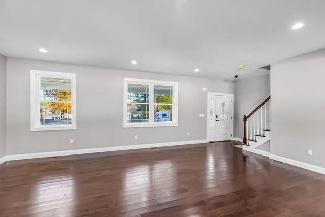 $649,900 | 4 Hillcrest Drive, Wilbraham, MA 01095