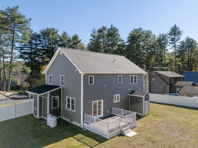 $649,900 | 4 Hillcrest Drive, Wilbraham, MA 01095