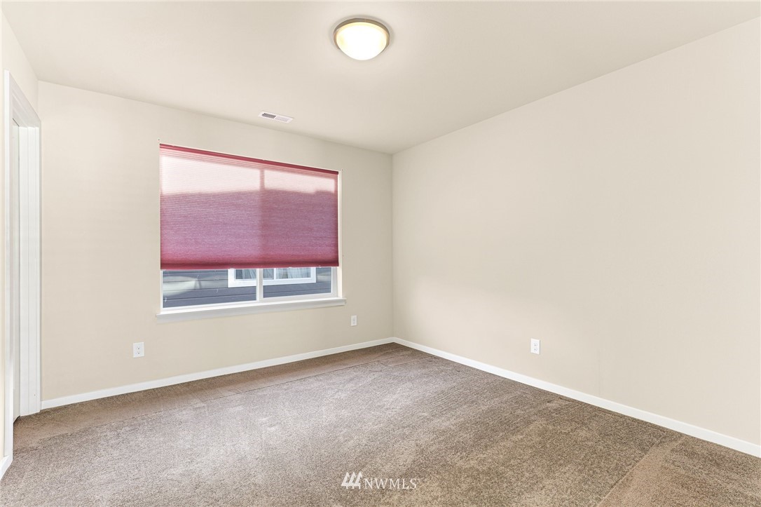 17215 40th Avenue Southeast Bothell, WA 98012 - Photo 22 of 36