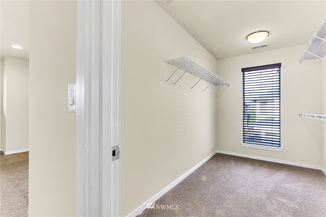 17215 40th Avenue Southeast Bothell, WA 98012 - Photo 29 of 36