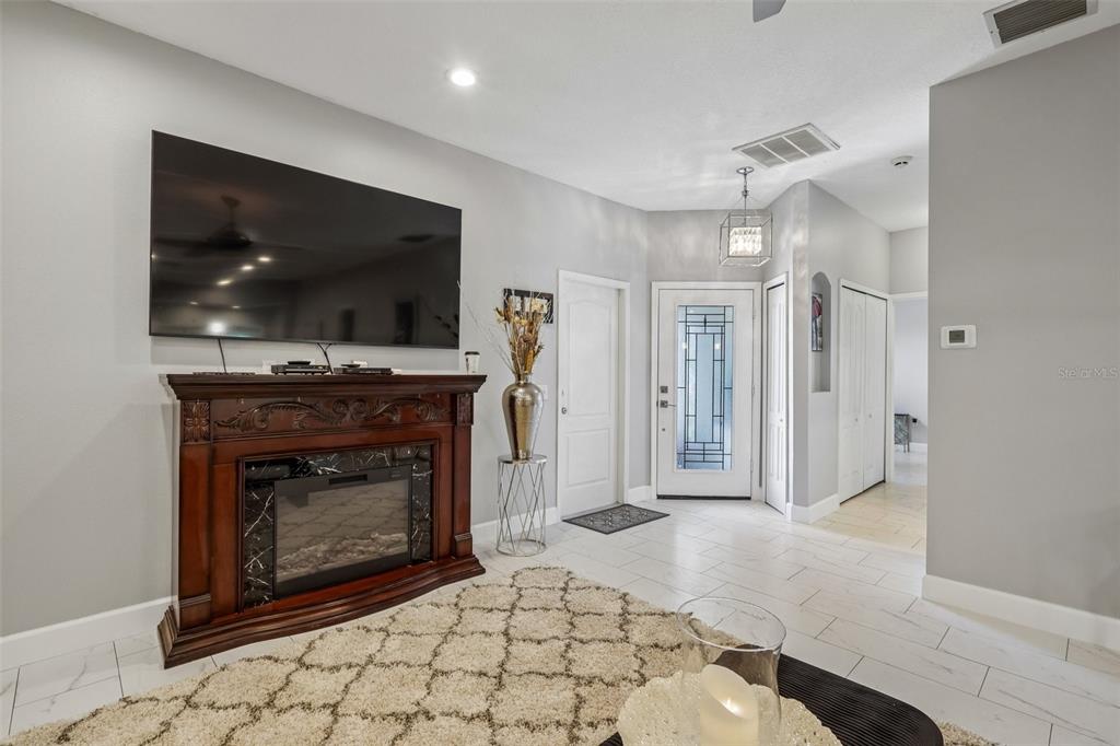 1628 Crossvine Court Trinity, FL 34655 - Photo 7 of 58
