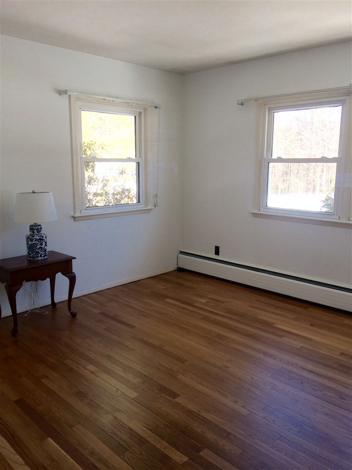 318 Gifford Road Hartford, VT 05001 - Photo 9 of 16 Gallery Image 9