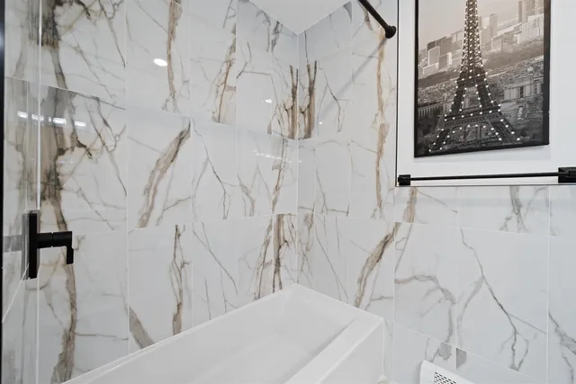 $2,750 | 64 Isabella Avenue, Unit 2, Bayonne, NJ 07002