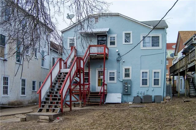 $199,900 | 1818 Clay Street, St. Joseph, MO 64501