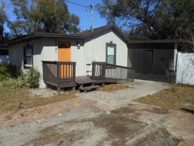8421 North Orangeview Avenue Tampa, FL 33617 - Photo 6 of 33