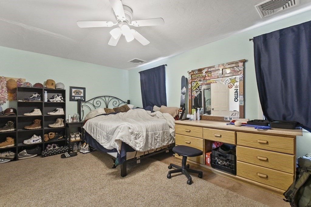 30 Dixfield Road Worcester, MA 01606 - Photo 17 of 29 Gallery Image 17