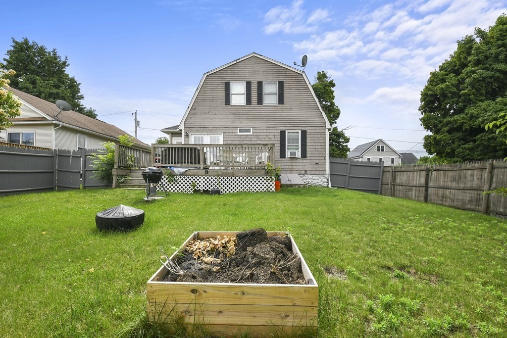 30 Dixfield Road Worcester, MA 01606 - Photo 23 of 29 Gallery Image 23
