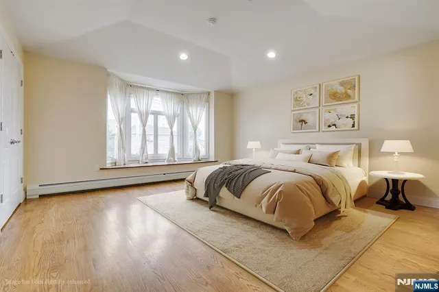 $950,000 | 400 Nelson Avenue, Cliffside Park, NJ 07010