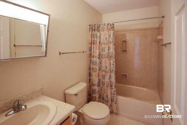 26608 Frank Road Elberta, AL 36530 - Photo 9 of 14